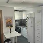Anissa House Aniszarász