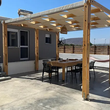Anissa House