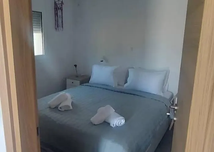 Anissa House * Anissaras